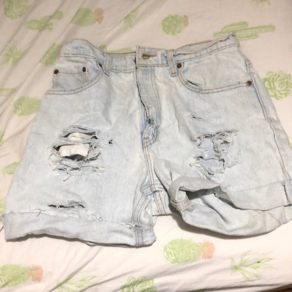 Vintage Levi jean shorts  sz 25